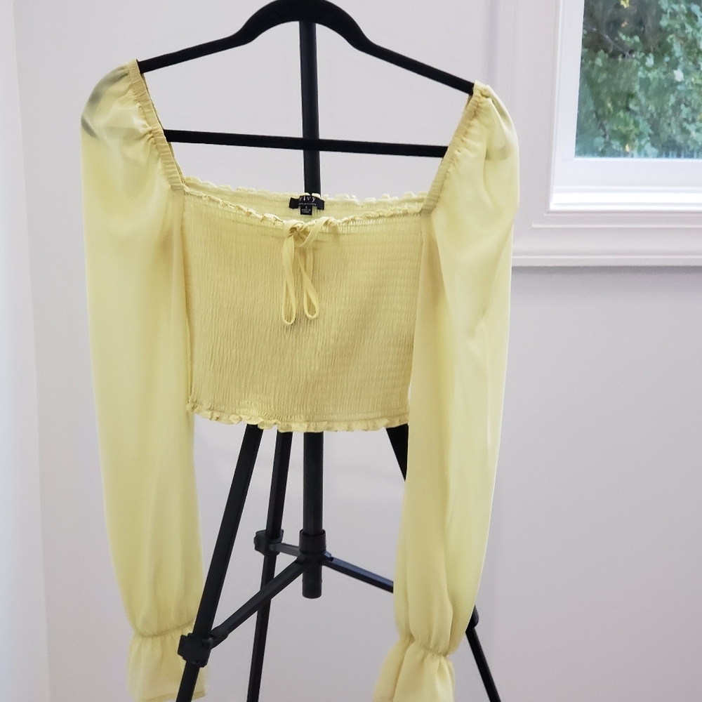 Privy Yellow Crop Top Size Small